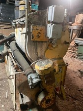 Putzmeister MI.U.TRI Estrichmaschine P13 Zwangsmischer