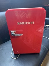 Mini-Kühlschrank Retro Design