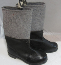 NVA Filzstiefel  NVA Knobbelbecher  NVA Lederstiefel  Gr.  26 sehr  klein  !!!!!