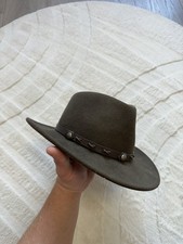 Reserviert stetson hut - •,