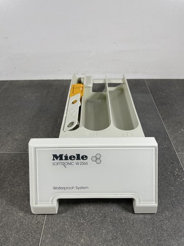 Miele 111 - ✅,