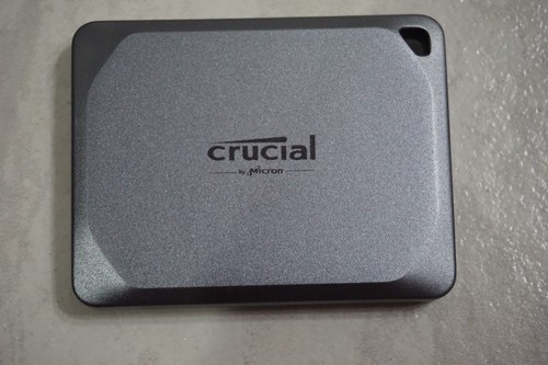 Crucial pro portable 2tb - x9,