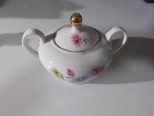 Zuckerdose aus Porzellan-