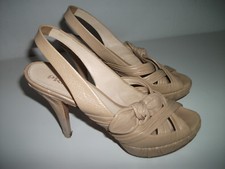  Prada- exklusive  Echtleder-High Heels mit Plateau Gr.37 neuw.