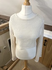 Zara Cropped-Top im Häkelstil
