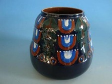 RS0918-387: Karlsruher Jugendstil Vase Keramik Schlickermalerei