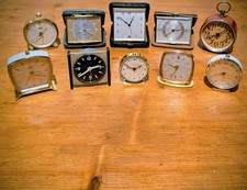 KONVOLUT KLEINE WECKER JUNGHANS DUGENA BUCHERER KIENZLE PRIEM DE LUXE UWESTRA