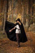 Mittelalter Kapuzenumhang Wolle Schwarz „Thorian“; Wikinger Umhang; 