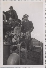 Foto, Kriegsmarine, Vorpostenboot Hirsch, die Mannschaft, 01 (MJ-46)1025