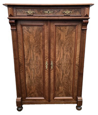 GRÜNDERZEIT - VERTIKO   -  NUßBAUM   -  ca. 1890