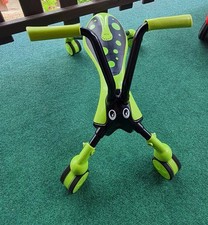 Mookie Scramblebug Roller ab 1 Jahr klappbar Laufrad Bobbycar Scramble Bug