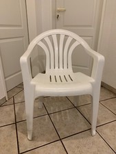 3 Gartenstühle stapelbar, sehr guter Zustand