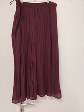 Damen Plisseehose Gr. 46, aubergine