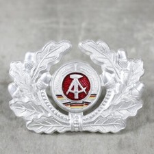DDR NVA Mützenabzeichen
