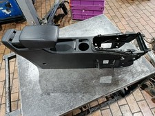 Opel Astra J Mittelarmlehne Armlehne Mittelkonsole Tunnel LEDER Schwarz 13258342