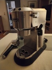 De'Longhi  Siebträger-Kaffee- und Espresso-Maschine mit Milchaufschäumer