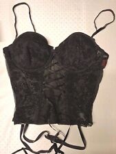 Korsett mit abnehmbaren Strapse und String Neu/ungetragen von Triumph 