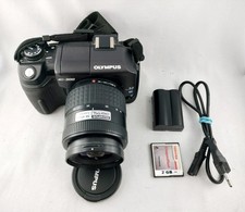 Olympus E-300 Camera + Zuiko 14-45mm lens Kodak CCD Sensor / Four Thirds Digital