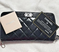 Chanel Boy Black Leather Zippy