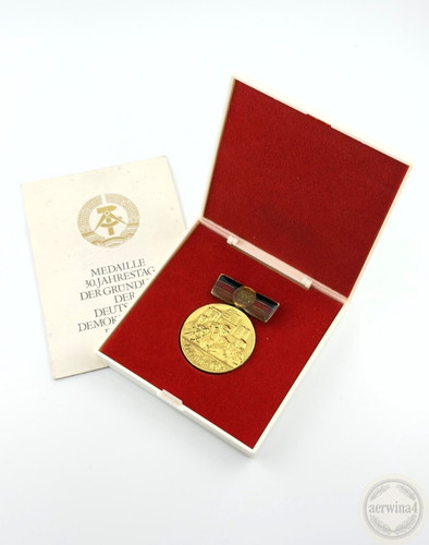 Ddr medaille jahrestag - jahrestag, der