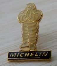 SELTENE PINS AUTO REIFEN