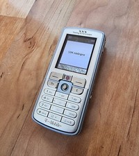 Sony Ericsson D750i