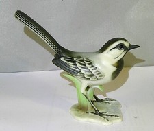 Kaiser Porzellan - Vogel - Bachstelze - matt - signiert U. Netzsch