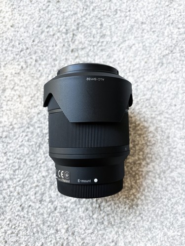 Sony 70mm 5 - fe, f3.5-5.6