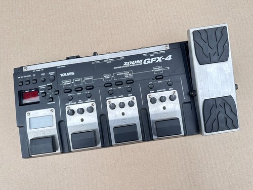 Zoom gfx multi effects pedal - gfx-4,