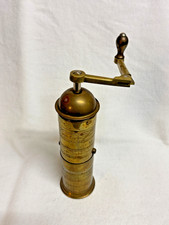 Antike Kaffeemühle MOKKA –