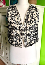 Zara bestickte Weste –