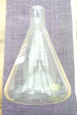 je 1 St.Erlenmeyerkolben