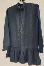 Schickes Kleid. Aus weich fallenden angenehmen Stoff. Wurde nur einmal Getragen.