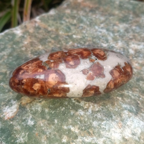 Hessonit granat wollastonit - in,