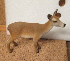 Schleich  -    	    	   	  	   	   	   	 	 	  	 	Rothirschkuh