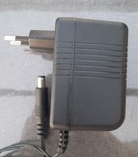 OEM   AA-181ABN Netzteil Ladegerät Ladekabel Steckernetzgerät Trafo.  18V   1A