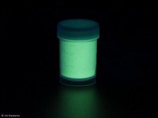 langnachleuchtendes Pigment