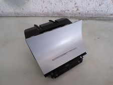 Aschenbecher Mittelkonsole