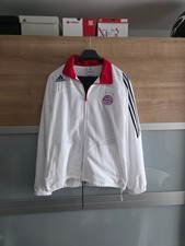 FC Bayern Präsentationsanzug/Trainingsanzug, Größe 8