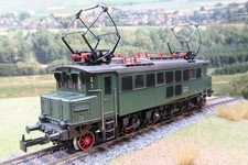 Märklin Spur H0 3049 AEG E-Lok BR 104 021-1 der DB Ep.IV dunkelgrün mit OVP!!!