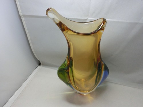 Glas vase asymetrisch - 1,