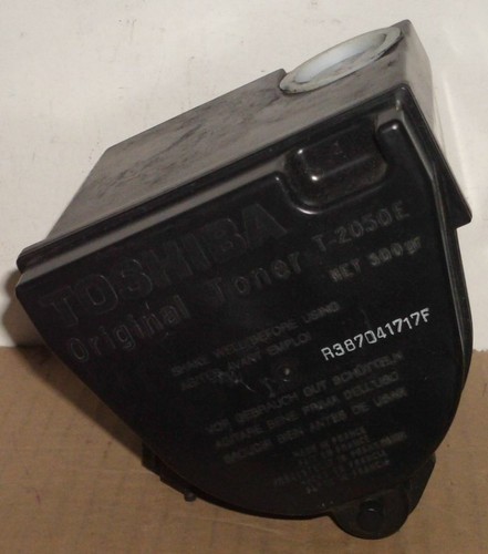 Toshiba toner 2050e black - toshiba, t-2050e