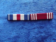 ^ Ordensspange WWII mit 2