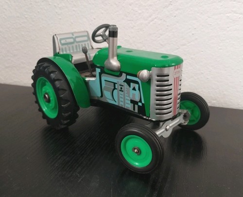 Zetor traktor grün - zetor,