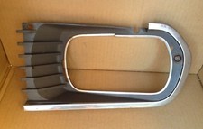 Renault R12 R 12 Kühlergrill Ecke Scheinwerferring Scheinwerferblende Chrom Li