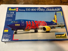 Rare Revell Boeing 737-800