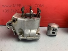 PISTON CYLINDER