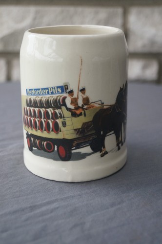 Gepflegter älterer herforder - gepflegter,älterer,