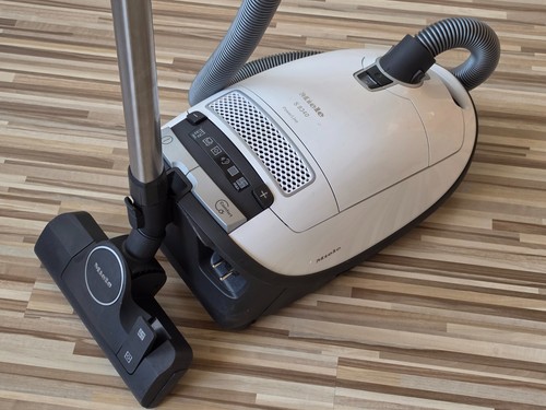 Miele staubsauger s8340 - miele,