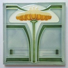 Antike Art déco-Fliese Kachel, florales Motiv, Flachrelief